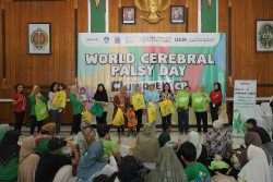 Peringati Hari Cerebral Palsy Sedunia, Alfamart Berikan Bantuan Nutrisi untuk Disabilitas