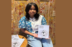 Pelajar SMPE Mangunan, Athalia, Tulis Buku soal Perundungan