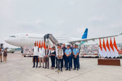 Garuda Indonesia Terbangkan 28 Ton Bantuan ke Sudan, Yaman dan Palestina