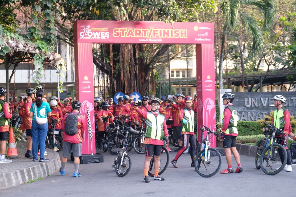 200 Peserta Mengikuti Gowes Bersama Aptisi Wilayah V di Universitas Sanata Dharma