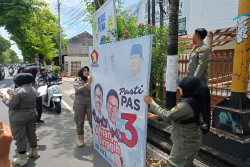 525 APK Melanggar di Kota Jogja Dicopot Paksa, Diangkut ke Gudang KPU