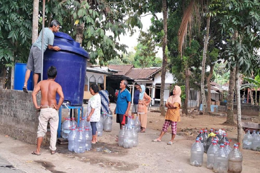 Dampak Bencana Kekeringan, BPBD Sleman Salurkan Air Bersih ke Banyurejo Tempel