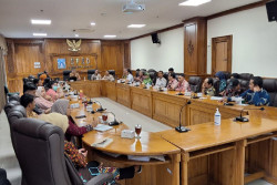 Sekretariat DPRD Melaunching Aplikasi Senar Gitar, Ini Tujuannya