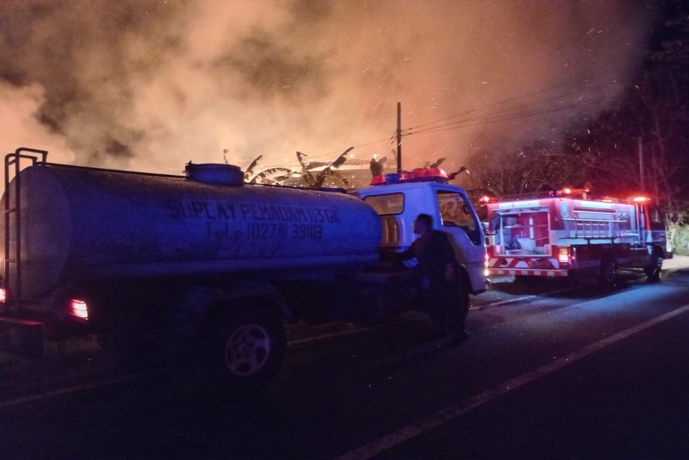 13.500 Anak Ayam di Paliyan Gunungkidul Hangus Terbakar