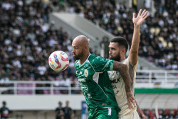 Ditaklukkan Persita dengan Skor 1-2, PSS Masih Terpuruk di Zona Merah