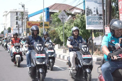 Ratusan Motor Listrik Konvoi Rayakan Ultah Ke-2 Komunitas Molis Semarang