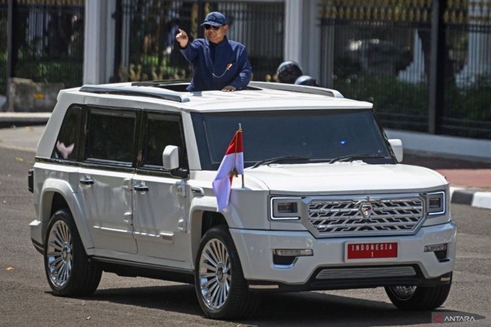 Mensetneg Pastikan Anggota Kabinet Merah Putih Akan Gunakan Mobil Dinas Maung