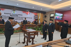 DPRD Kabupaten Magelang Melantik 2 Anggota Pengganti Antar Waktu