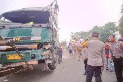 Truk Kontainer Tabrak Sejumlah Kendaraan di Tangerang, Polisi Sebut Tidak Ada Korban Meninggal