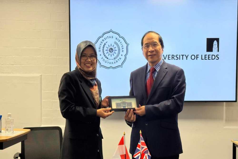 UNISA Yogyakarta Jalin Kerja Sama Strategis dengan University of Leeds