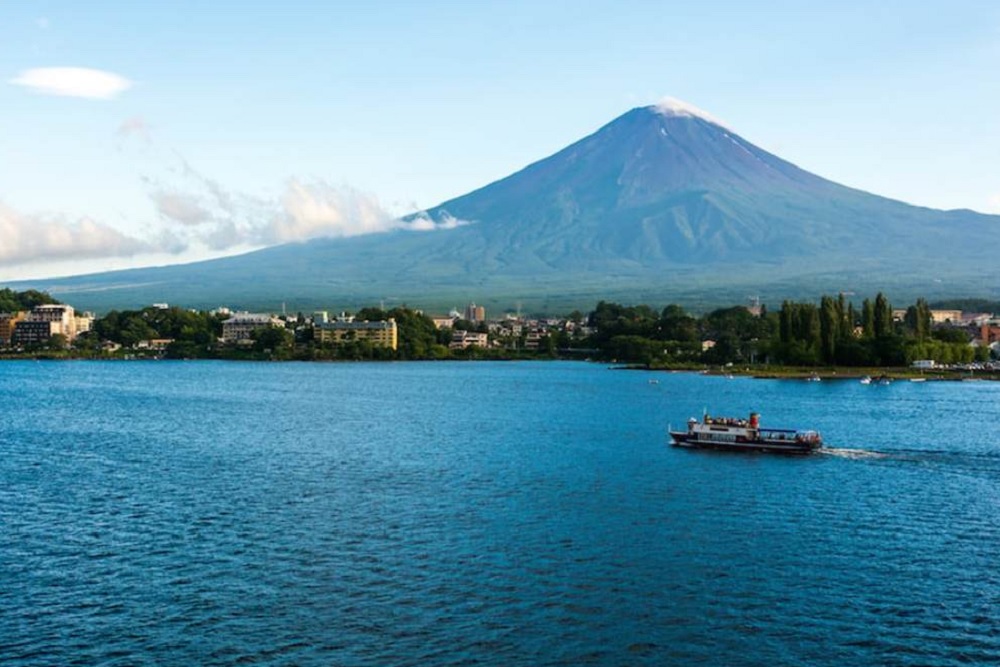 Melihat Salju Turun di Gunung Fuji