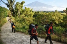 Hore! Jalur Pendakian Senaru Gunung Rinjani Lombok Kembali Dibuka