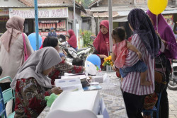 Tekan Stunting, Alfamart dan Lukajel Gelar Posyandu di Sleman