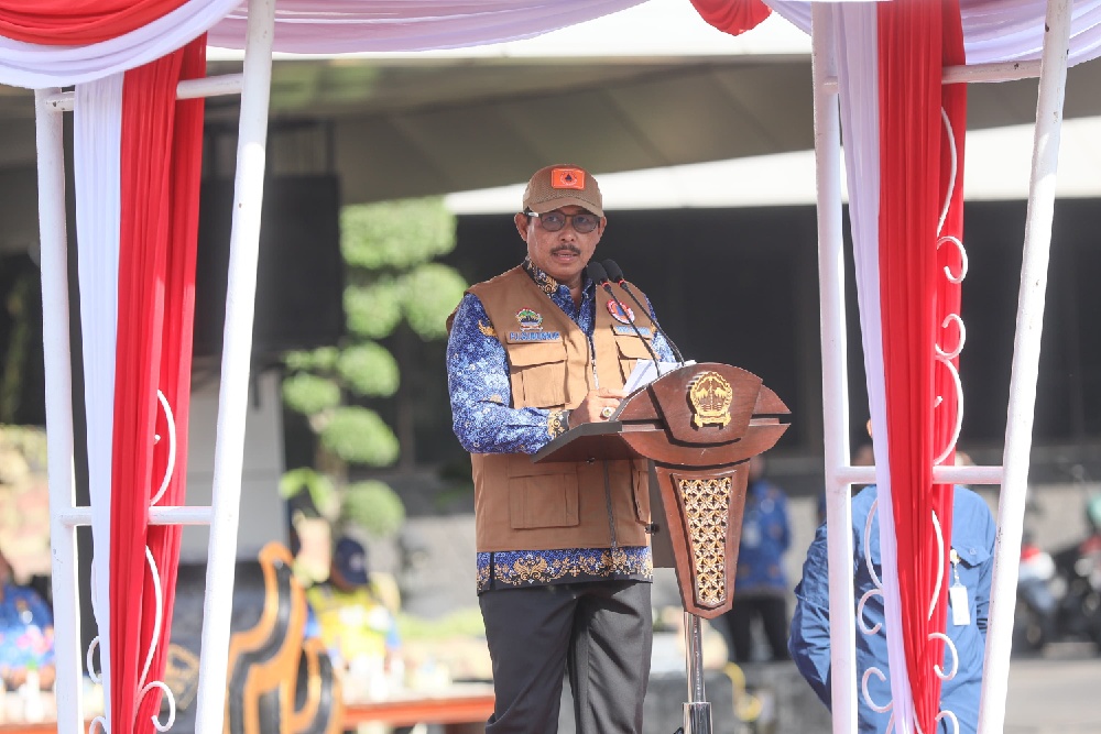 Pilkada di Musim Penghujan, Pj Gubernur Jateng Minta KPU Siapkan TPS yang Aman Banjir