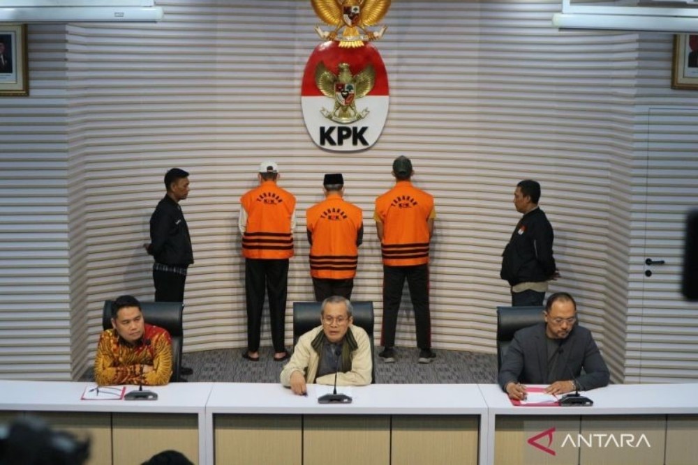 KPK Tetapkan Gubernur Bengkulu Rohidin Mersyah Jadi Tersangka Pemerasan dan Gratifikasi