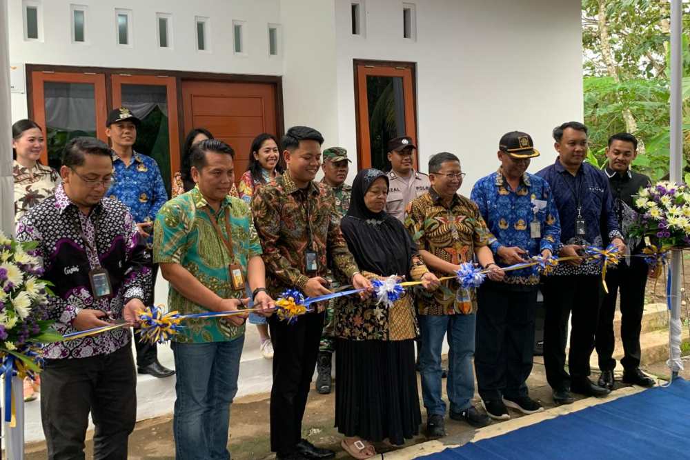 Bank Mandiri Taspen Bedah Rumah Warga Kulonprogo