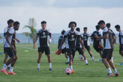 Timnas Indonesia Diberikan Latihan dengan Intensitas Tinggi, Ini Alasan Pelatih Fisik