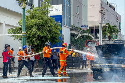 Damkarmat Kota Jogja Mengajak 30 Instansi untuk Pelatihan Kondisi Darurat di Area Sumbu Filosofi