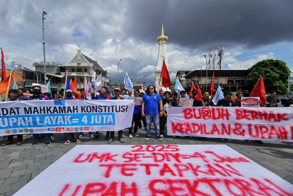 Buruh Jogja Demo Tuntut Kenaikan Upah Minimum, Segini Besaranya yang Diusulkan