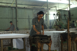 'Hutang Nyawa Hadirkan Kisah Teror Tumbal Pabrik, Tayang Serentak Hari Ini!