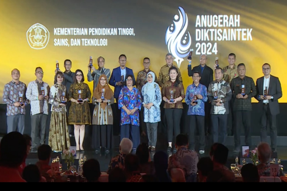 Unisa Yogyakarta Raih Dua Penghargaan Anugerah Diktisaintek 2024