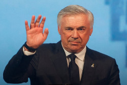 Carlo Ancelotti Meraih Penghargaan Pelatih Pria Terbaik FIFA 2024, Salip Xabi Alonso, Luis de la Fuente hingga Pep Guardiola