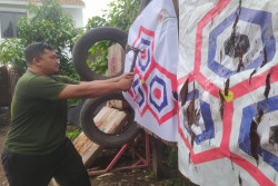 Komunitas Lempar Pisau Jogja: Jadi Sarana Hobi, Mengolah Emosi hingga Prestasi