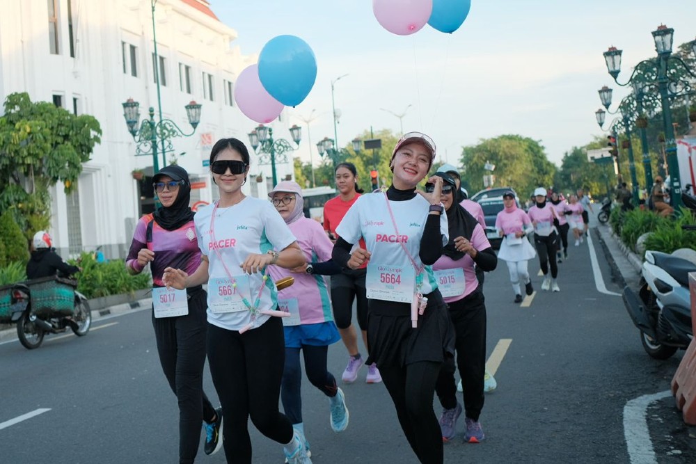 Ratusan Perempuan Ikuti Olahraga Lari, Keliling Tempat Wisata di Jogja