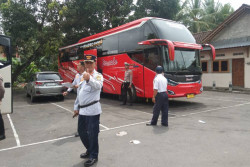 Ramp Check Angkutan Kulonprogo, Dishub Uji Kesehatan Sopir