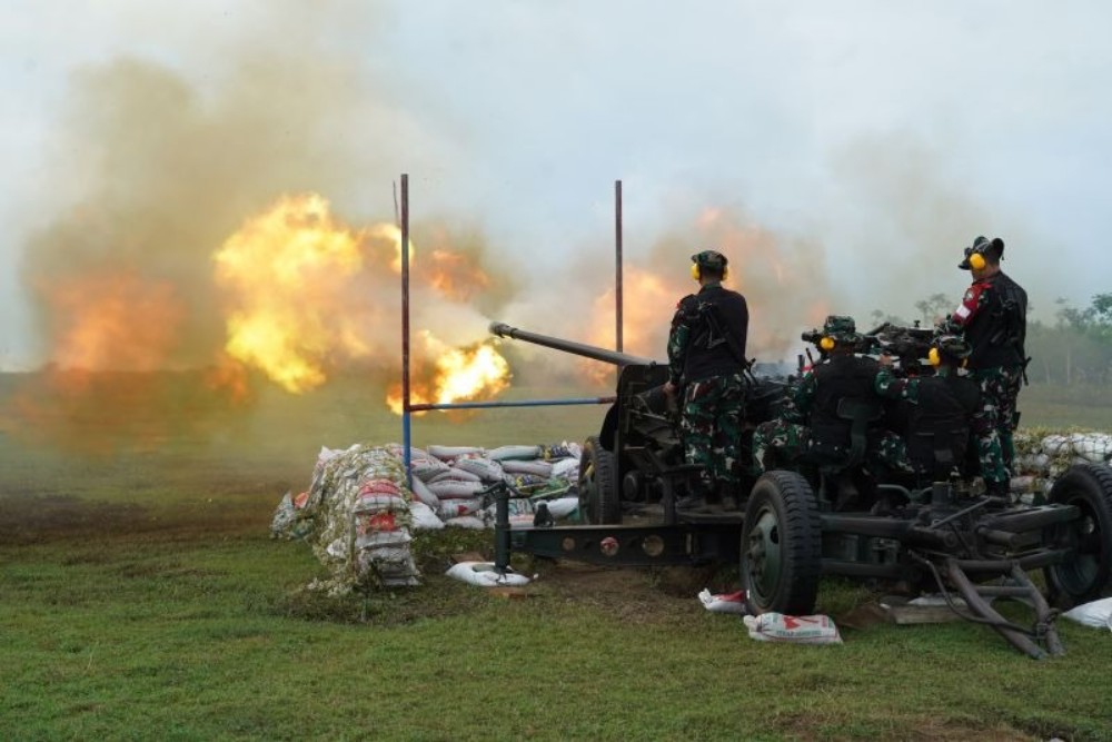 TNI Gelar Latihan Pertempuran Menembak dengan Senjata Pemusnah Pesawat