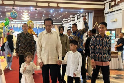 Keluarga Jokowi Gelar Akikah Anak Kaesang-Erina