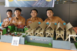 Mahasiswa UMBY Pamerkan Perencanaan Bisnis Peternakan