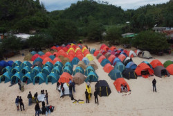 Asyiknya Camping di Pantai, Ini 2 Pantai yang Jadi Lokasi Favorit Camping Saat Malam Tahun Baru di Gunungkidul