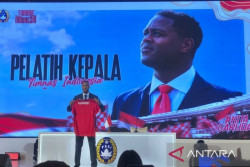 Pelatih timnas Indonesia Patrick Kluivert Berjanji Akan Belajar Bahasa Indonesia