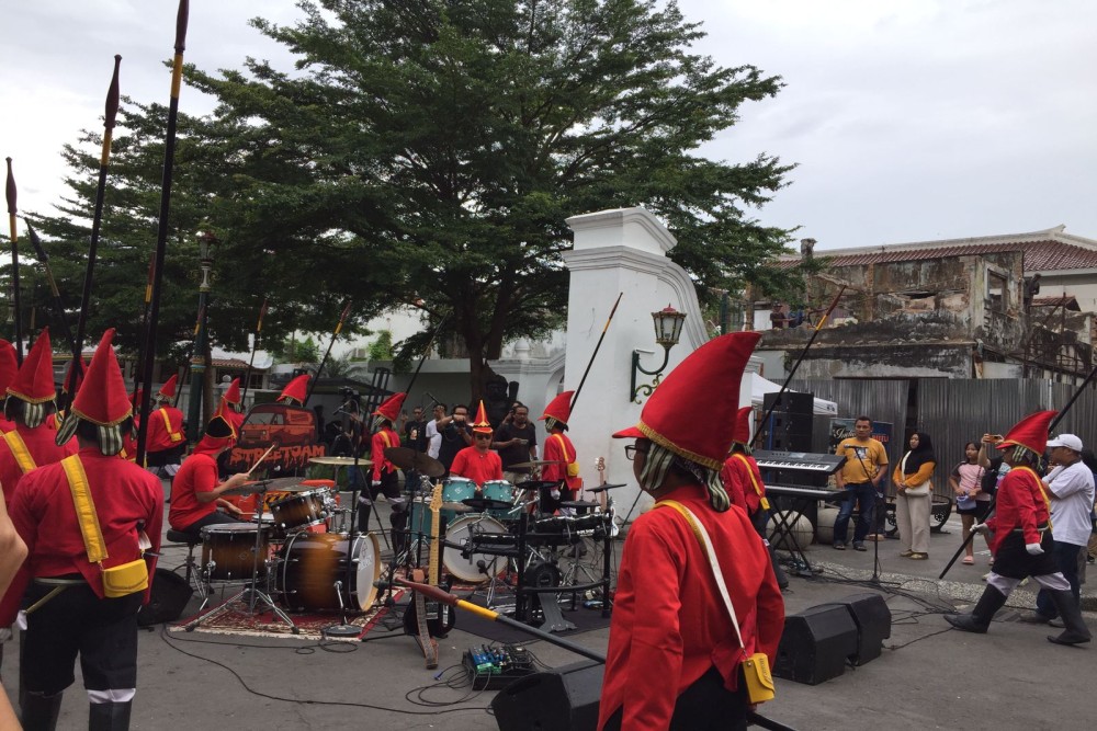 Tak Cuma di Malioboro, Nguber Drummer Edisi Kedua di Jogja Turut Sambangi Anak SD