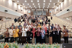 Seminar Halal Universitas Ahmad Dahlan Dorong Percepatan Halal Indonesia