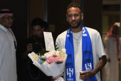 Al-Hilal Umumkan Akhiri Kontrak dengan Neymar