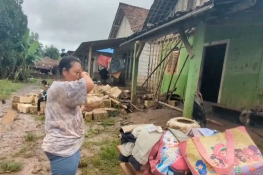 Banjir Bandang di Madiun Terjang 135 Rumah