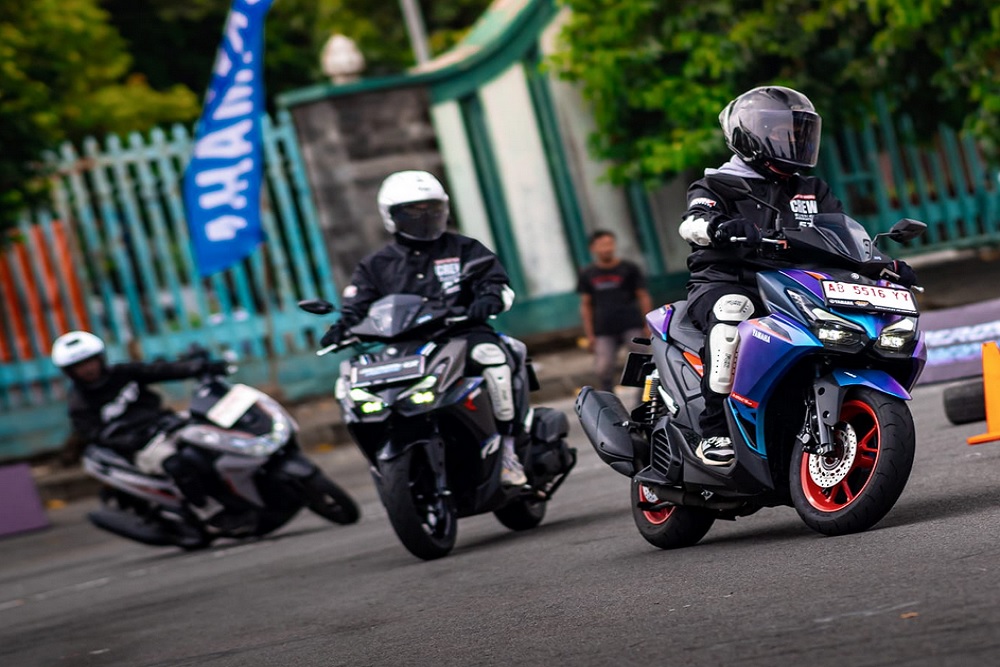 Anak Muda Jogja Jajal Aerox Alpha Turbo di Stadion Mandala Krida