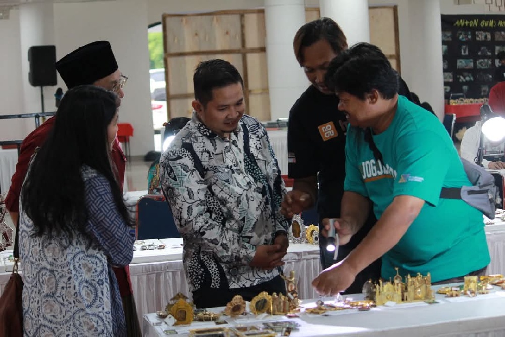 Dinilai Sukses, Kontes dan Pameran Batu Permata Nusantara di Jogja Bakal Digelar secara Berkala