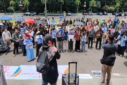 Dosen dan Mahasiswa UGM Gelar Aksi Demo, Tuntut Pencairan Tukin