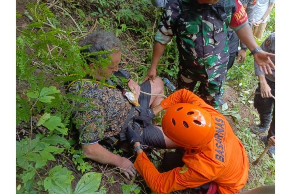 WNA Prancis Terperosok ke Jurang Karangasem Bali Ditemukan Selamat