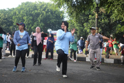 Peringati Hari Pers Nasional, Pemkab dan PWI Gelar Senam Serta Jalan Sehat