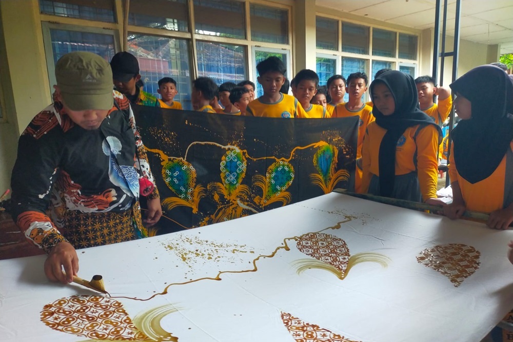 Penguatan Pelajar Pancasila, Siswa SMP di Kulonprogo Dilatih Membatik