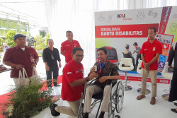 KAI Commuter Kenalkan Kartu Disabilitas di Jogja, Difabel Kini Jadi Penumpang Prioritas