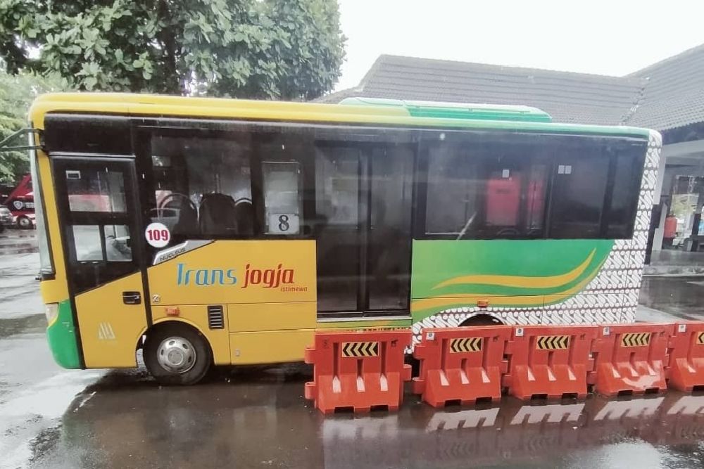 Biar Nggak Kehujanan, Naik Trans Jogja Saja, Berikut Jalur dan Rutenya