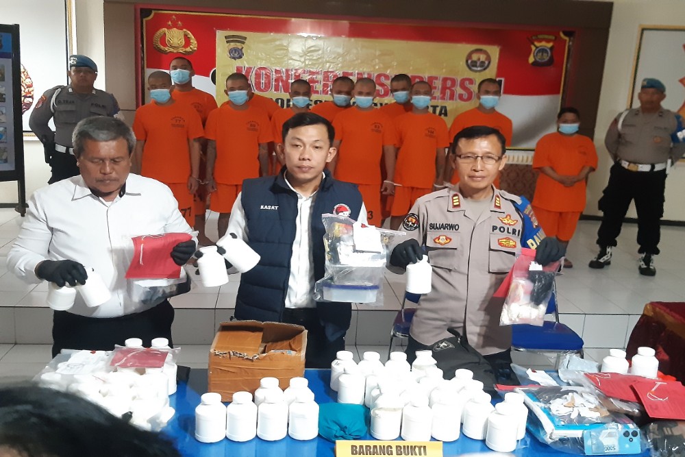 Polisi Temukan 17.000 Butir Obat Berbahaya dari Pemandu Wisata di Jogja