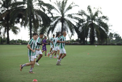 Selama Ramadan, PSS Geber Latihan Jelang Buka Puasa