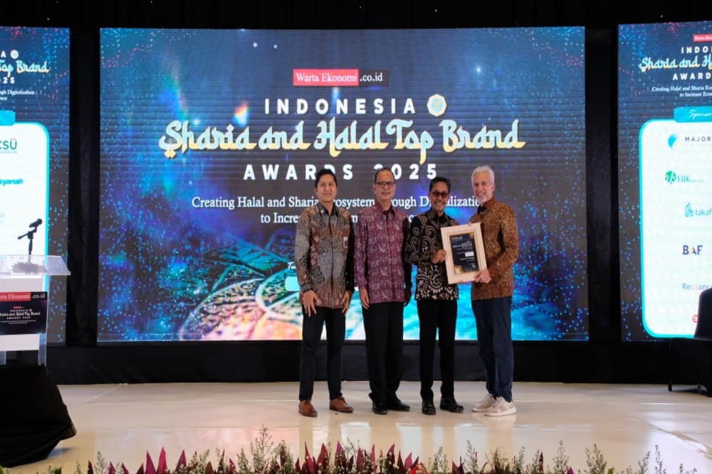 Bank Jateng Syariah Sabet Penghargaan Indonesia Best Sharia Business Unit of Regional Bank 2025