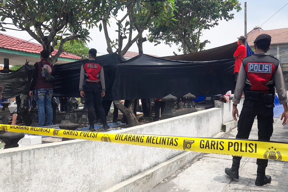 Polres Bantul Ekshumasi Jasad Korban Tewas Diduga Tenggak Miras Oplosan